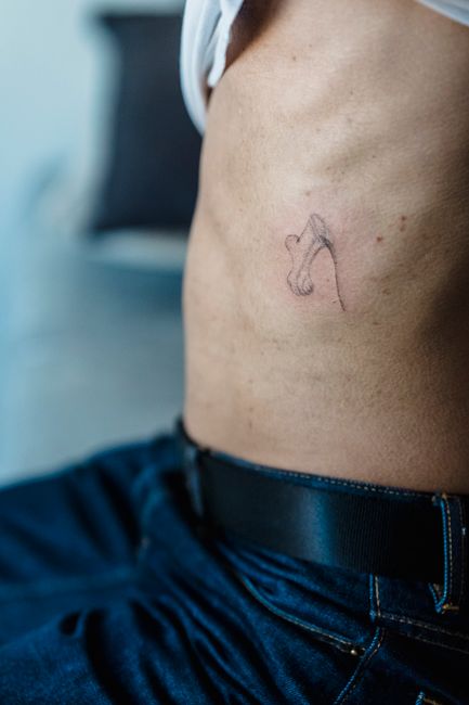 Fineline · fauna minimalista costilla · Marka